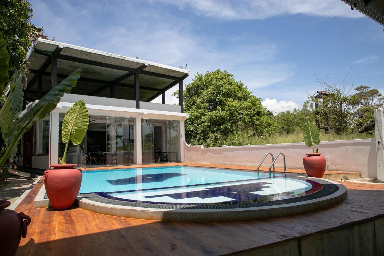 Alma Beach Hotel Weligama Eksteriør bilde