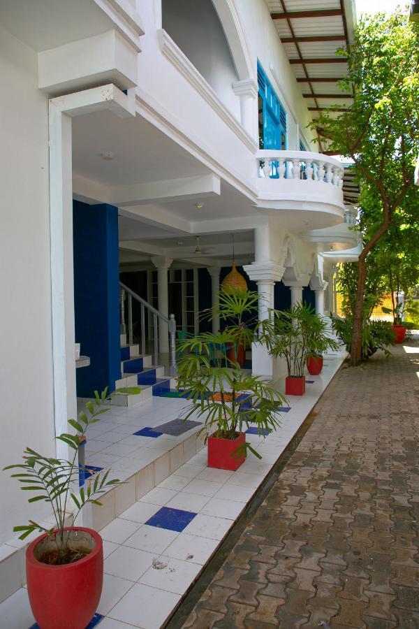 Alma Beach Hotel Weligama Eksteriør bilde