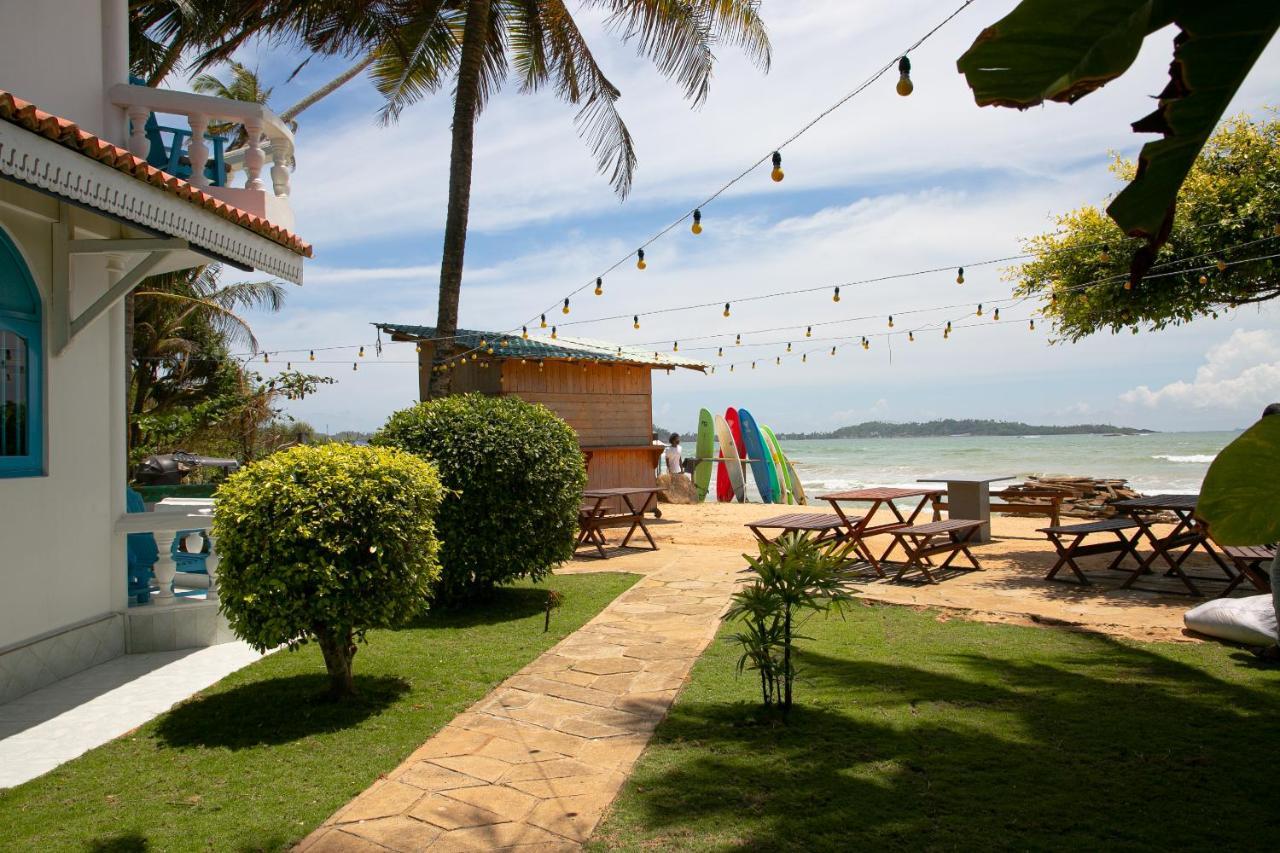 Alma Beach Hotel Weligama Eksteriør bilde